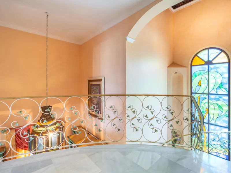 Außergewöhnliches Anwesen in erster Meereslinie an der Neuen Goldenen Meile, Estepona