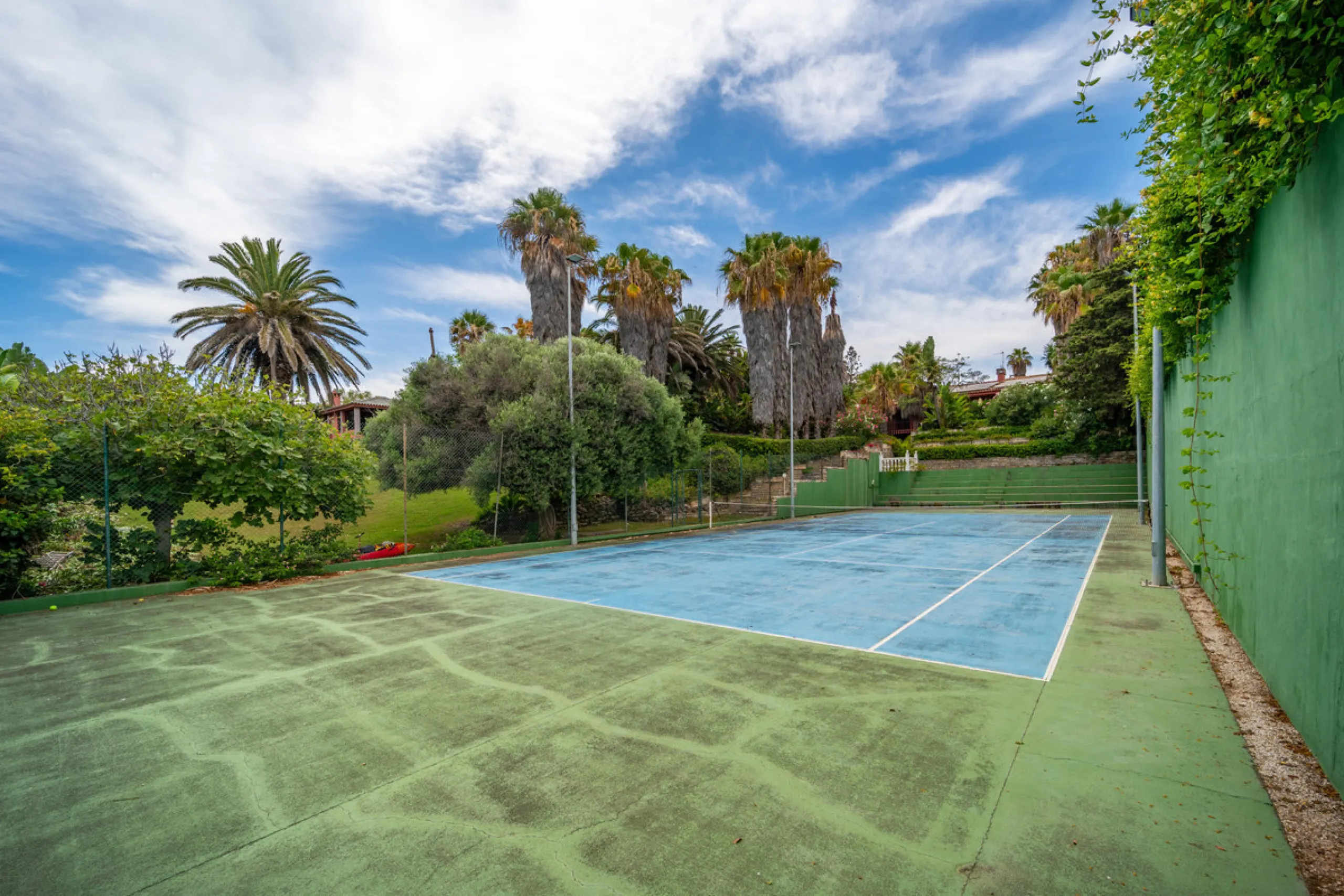 Außergewöhnliches Anwesen in erster Meereslinie an der Neuen Goldenen Meile, Estepona