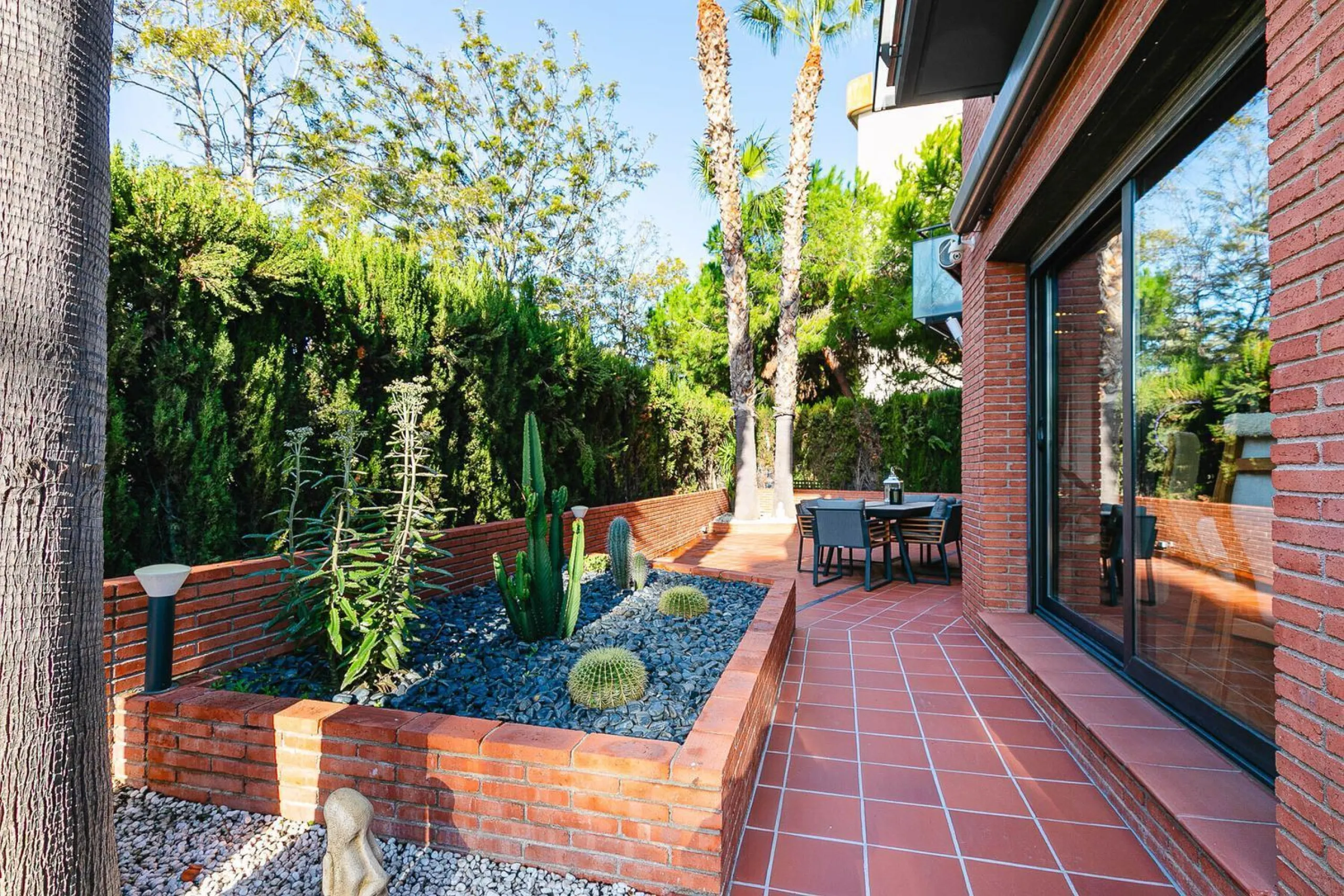 Exclusive villa with panoramic views in Sitges