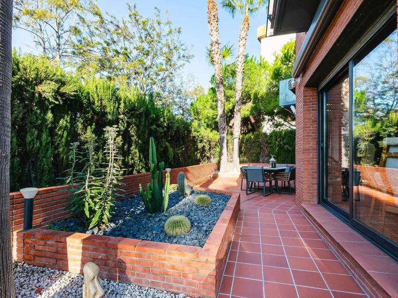 Exclusive villa with panoramic views in Sitges