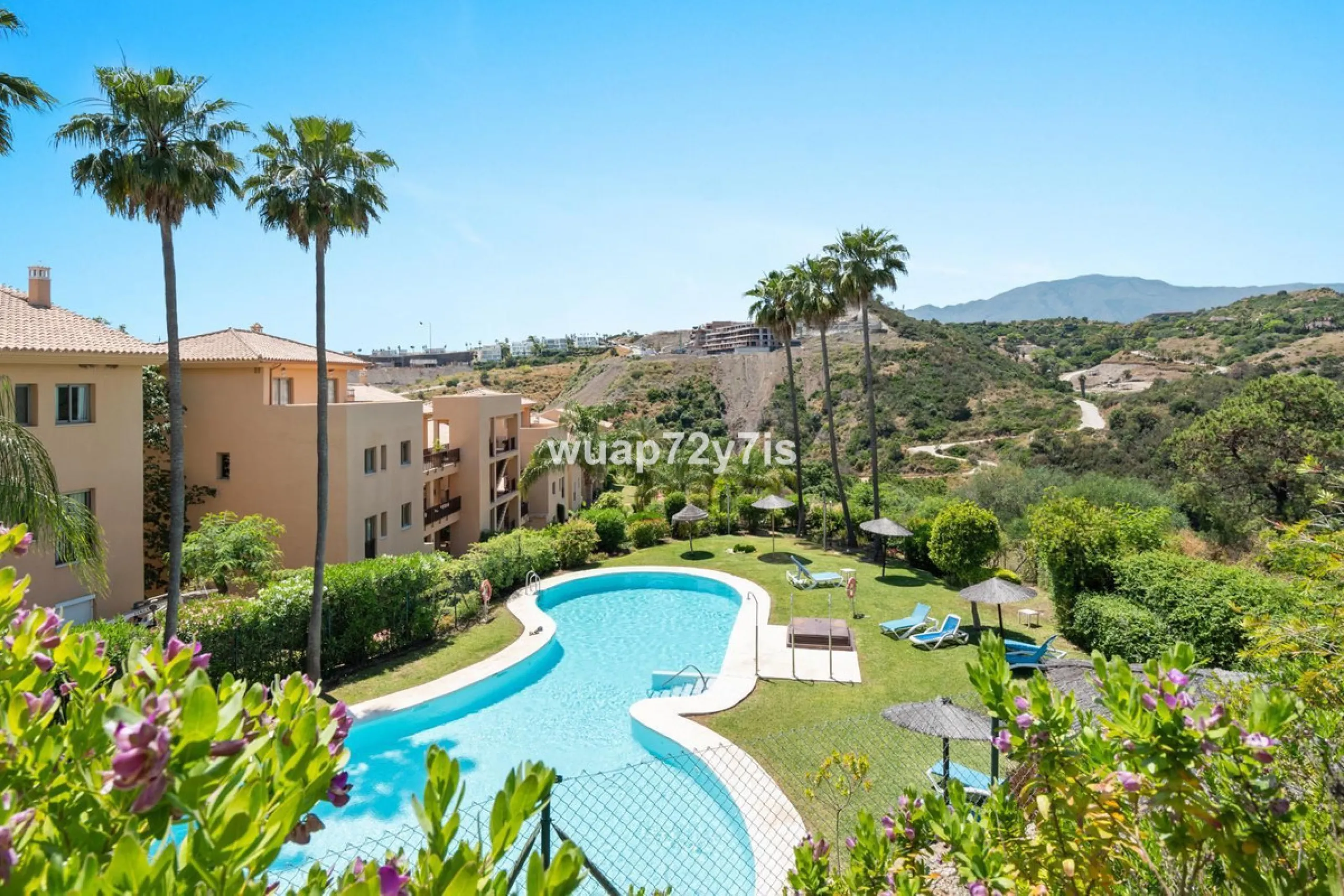 Stunning 2-Bedroom Penthouse – La Resina Golf, Selwo, Estepona