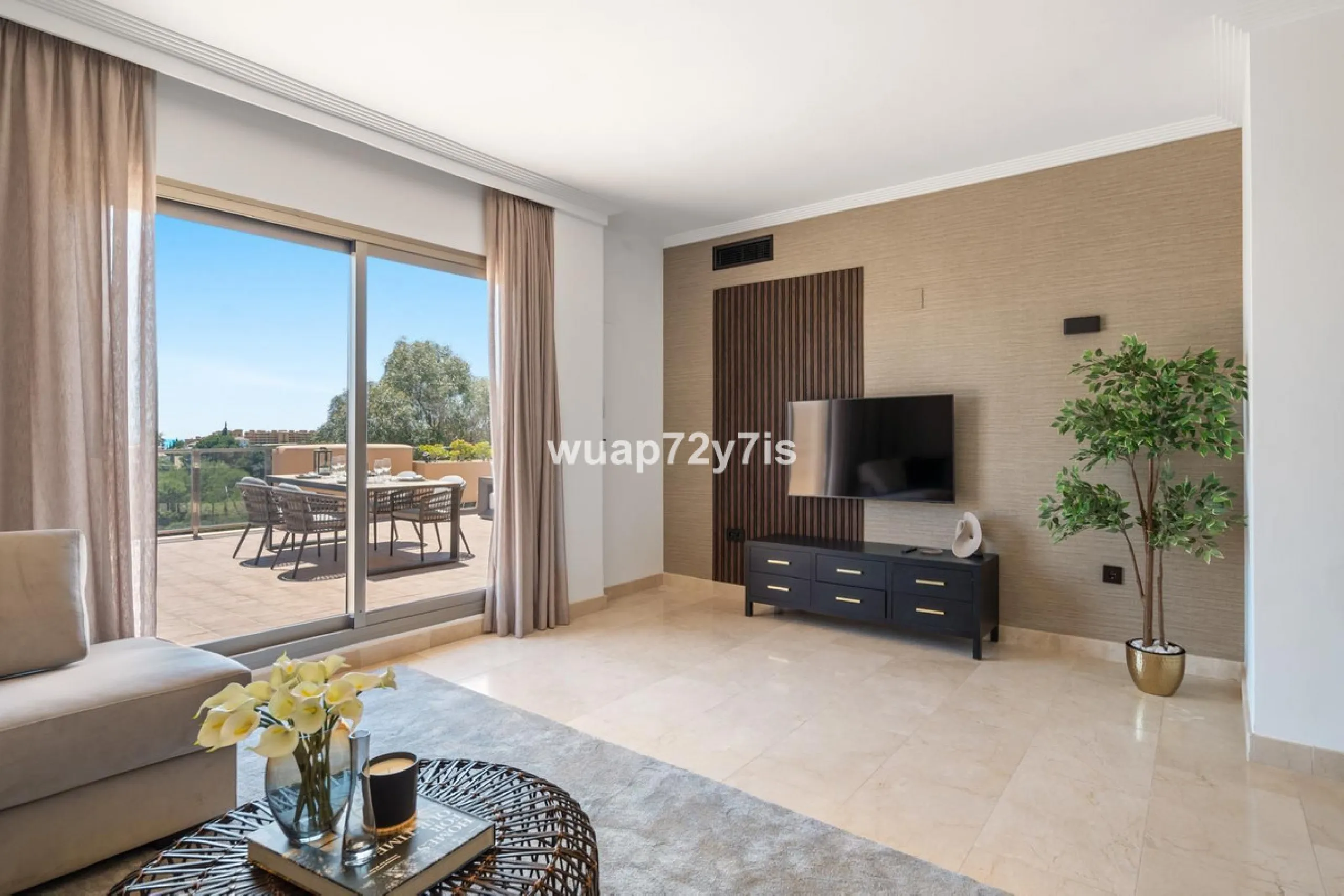 Stunning 2-Bedroom Penthouse – La Resina Golf, Selwo, Estepona