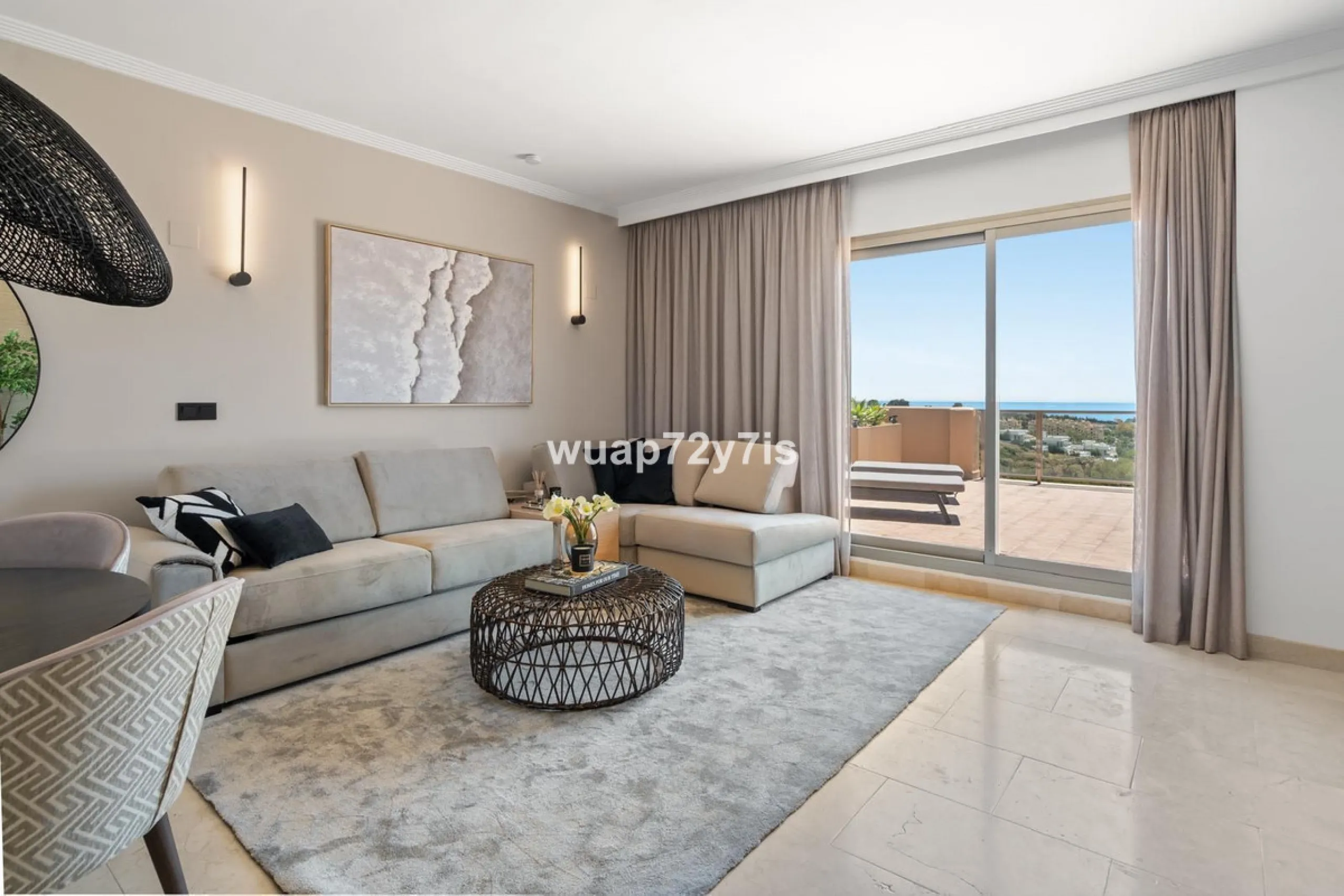 Stunning 2-Bedroom Penthouse – La Resina Golf, Selwo, Estepona
