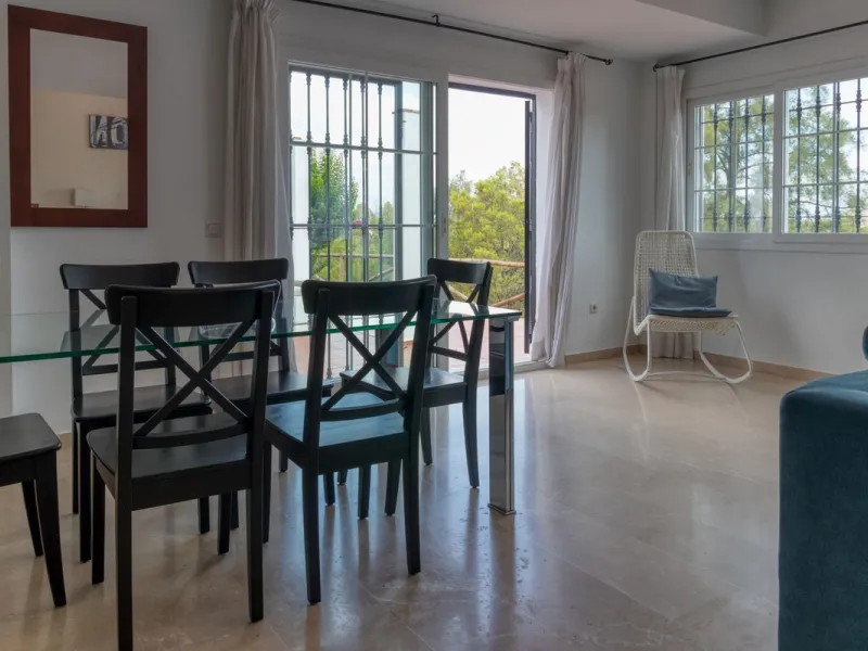 Very spacious home in the scenic Golf Resort near Malaga.