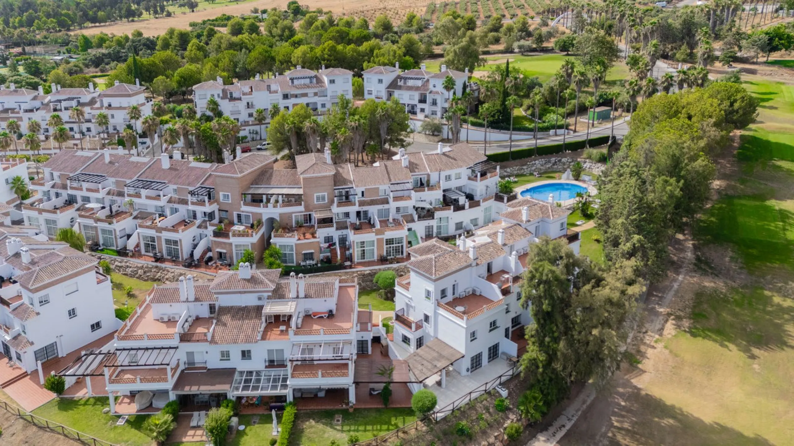 Very spacious home in the scenic Golf Resort near Malaga.