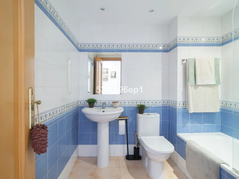 Mittlere Etage Wohnung, Selwo, Costa del Sol