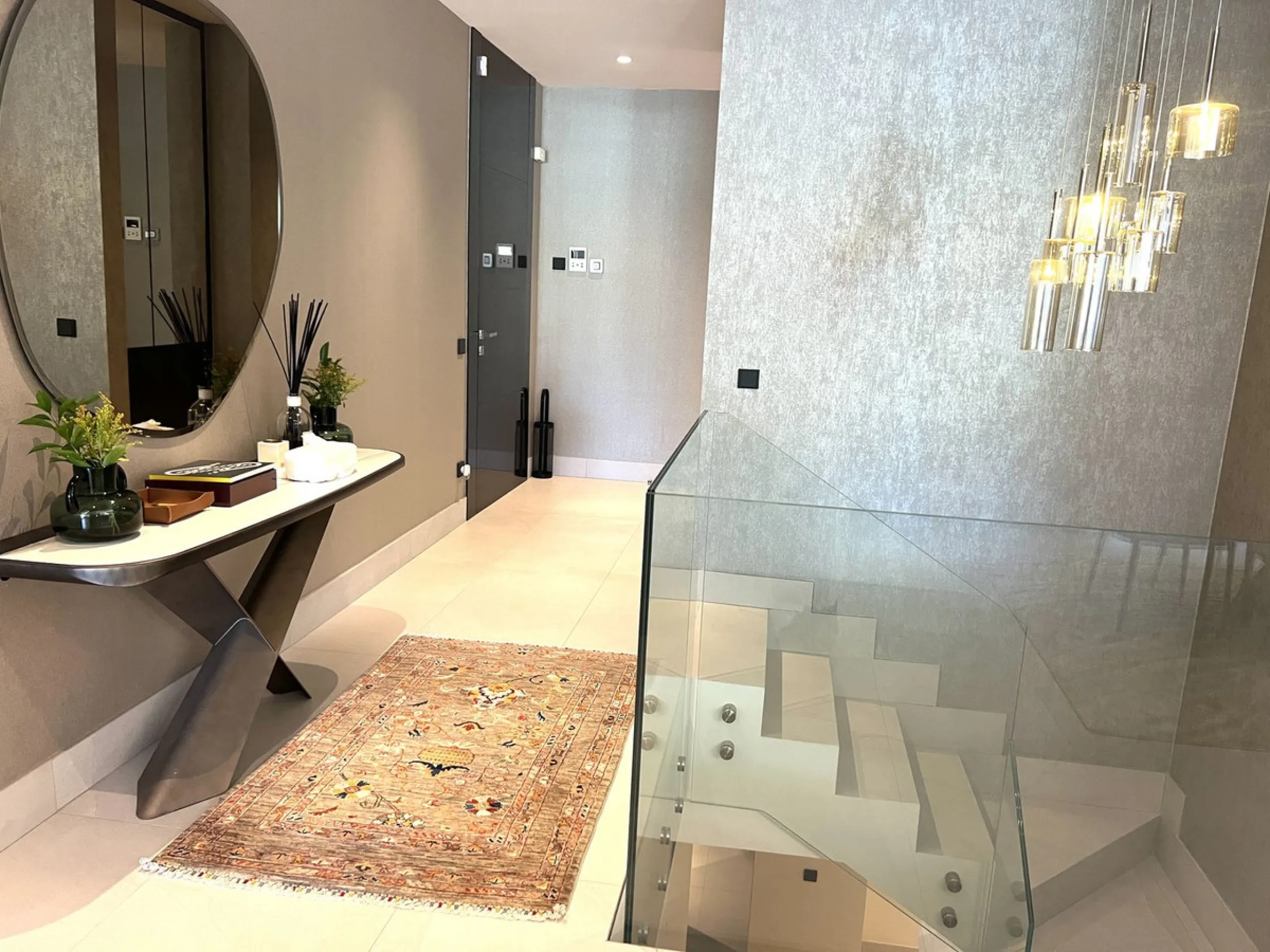 "EpicI is an extraordinary luxury development that offers not only a prime location and the finest facilities of an exclusive complex, but also an unmatched lifestyle of comfort and elegance. The community features four outdoor pools, tennis courts, a clu