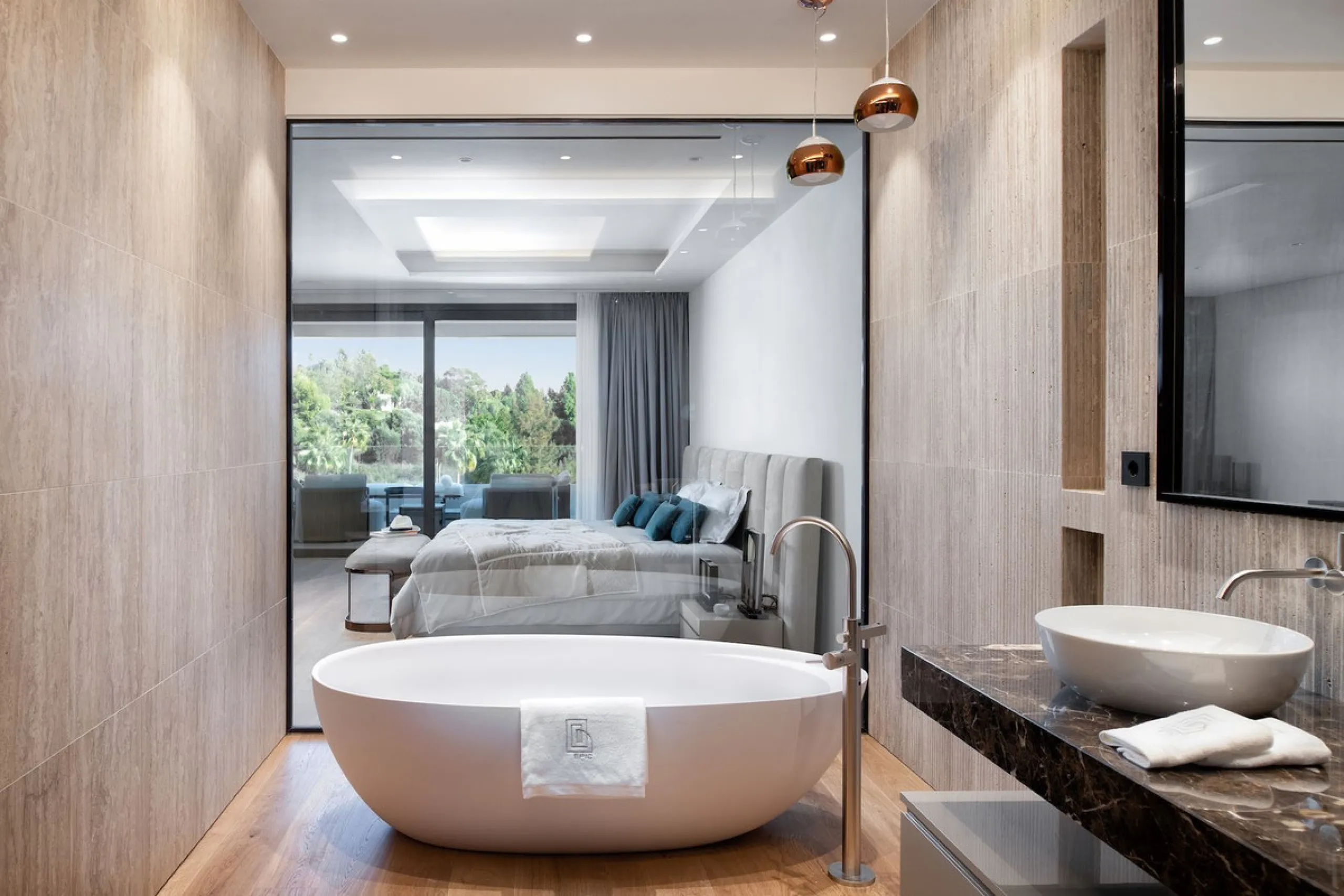 "EpicI is an extraordinary luxury development that offers not only a prime location and the finest facilities of an exclusive complex, but also an unmatched lifestyle of comfort and elegance. The community features four outdoor pools, tennis courts, a clu