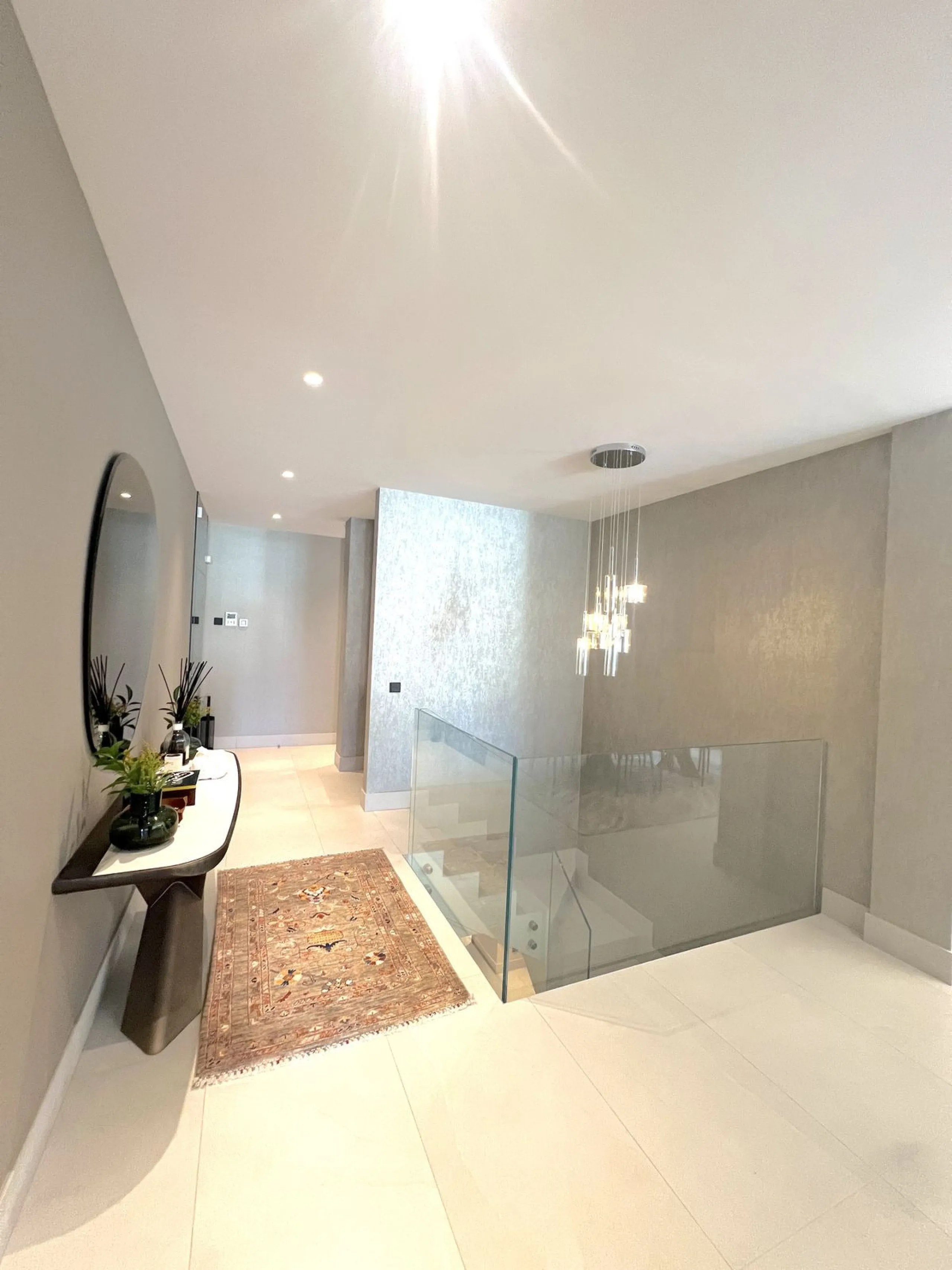 "EpicI is an extraordinary luxury development that offers not only a prime location and the finest facilities of an exclusive complex, but also an unmatched lifestyle of comfort and elegance. The community features four outdoor pools, tennis courts, a clu