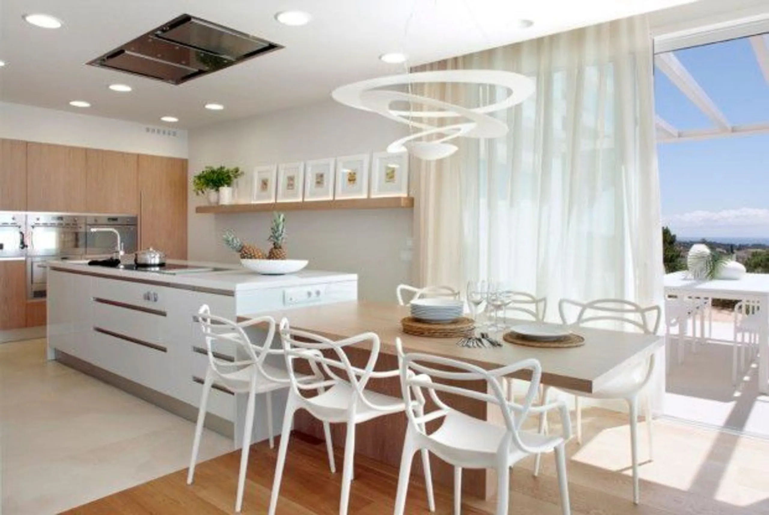 Newly built detached villa with sea views in Cunit