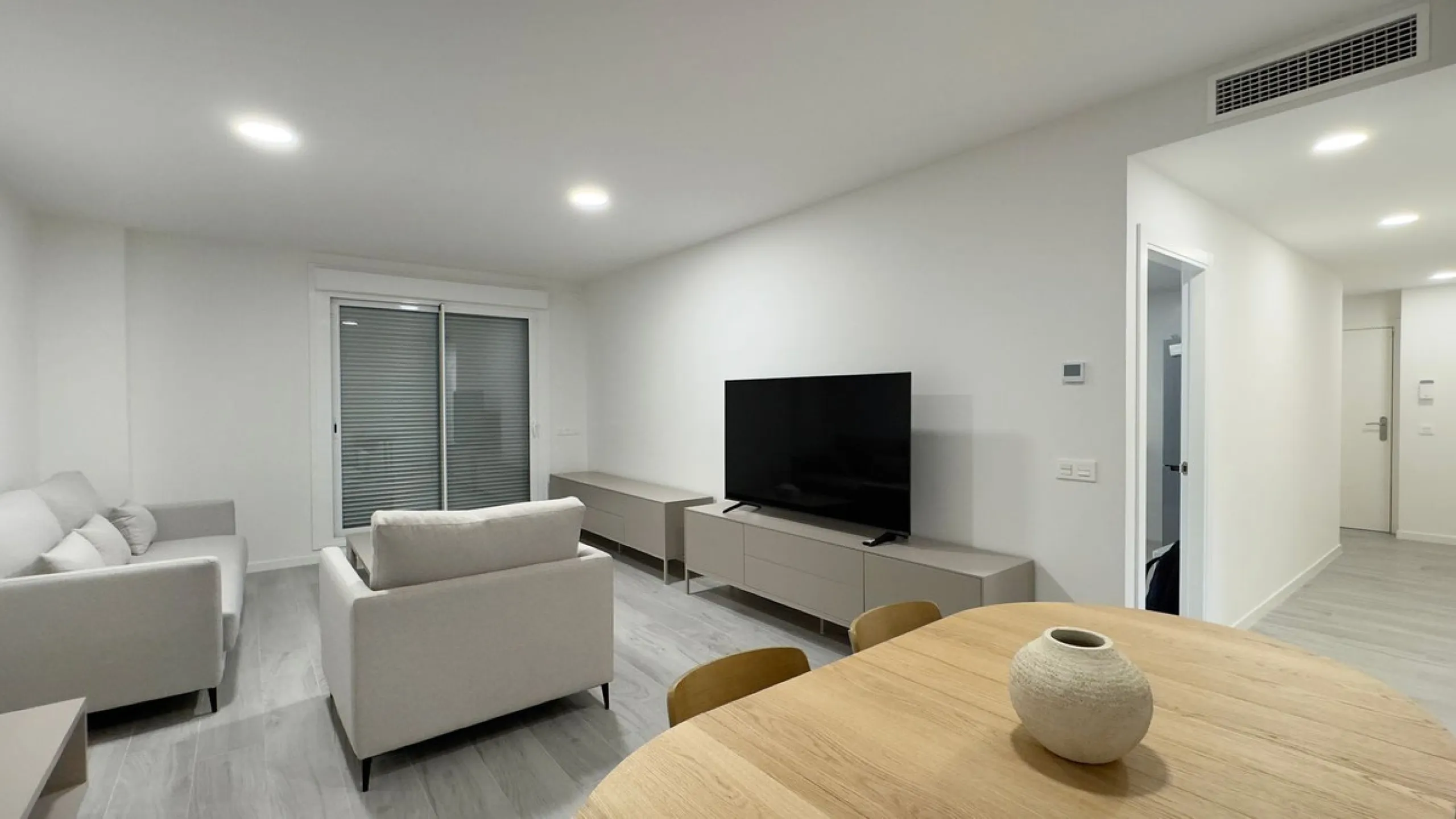 Apartment - Top Floor Apartment в продаже в Marbella, Málaga. В доме 3 спален и 2 ванных комнат. Площадь дома 132 м²
