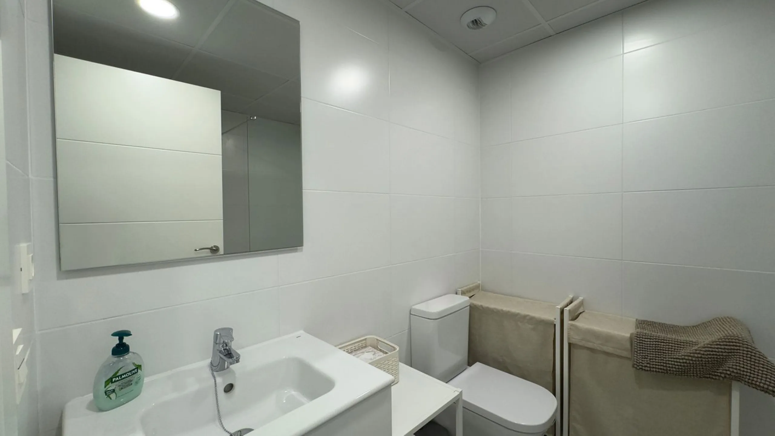 Apartment - Top Floor Apartment в продаже в Marbella, Málaga. В доме 3 спален и 2 ванных комнат. Площадь дома 132 м²