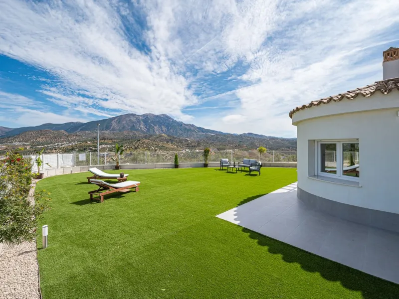 Last opportunity to own a detached villa for the price of a small apartment in Málaga or Madrid.