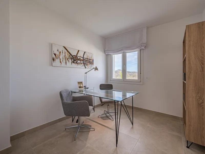 House - Detached Villa в продаже в La Viñuela, Málaga. В доме 3 спален и 2 ванных комнат. Площадь дома 113 м². Площадь участка 600 м²