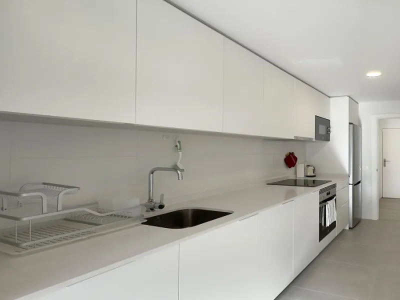 Beautiful brand new 3-bedrooms penthouse nicely furnished with spacious terraces in one of the fastest growing areas of Nueva Andalucía.
