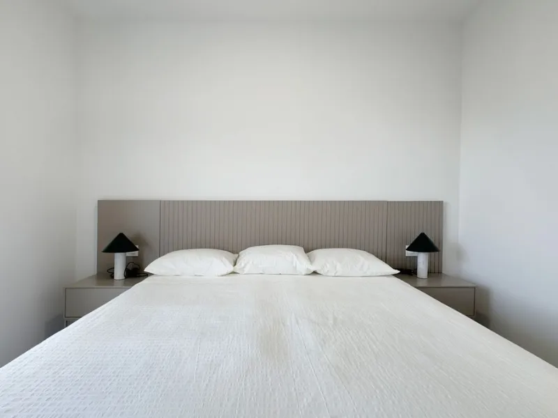 Beautiful brand new 3-bedrooms penthouse nicely furnished with spacious terraces in one of the fastest growing areas of Nueva Andalucía.