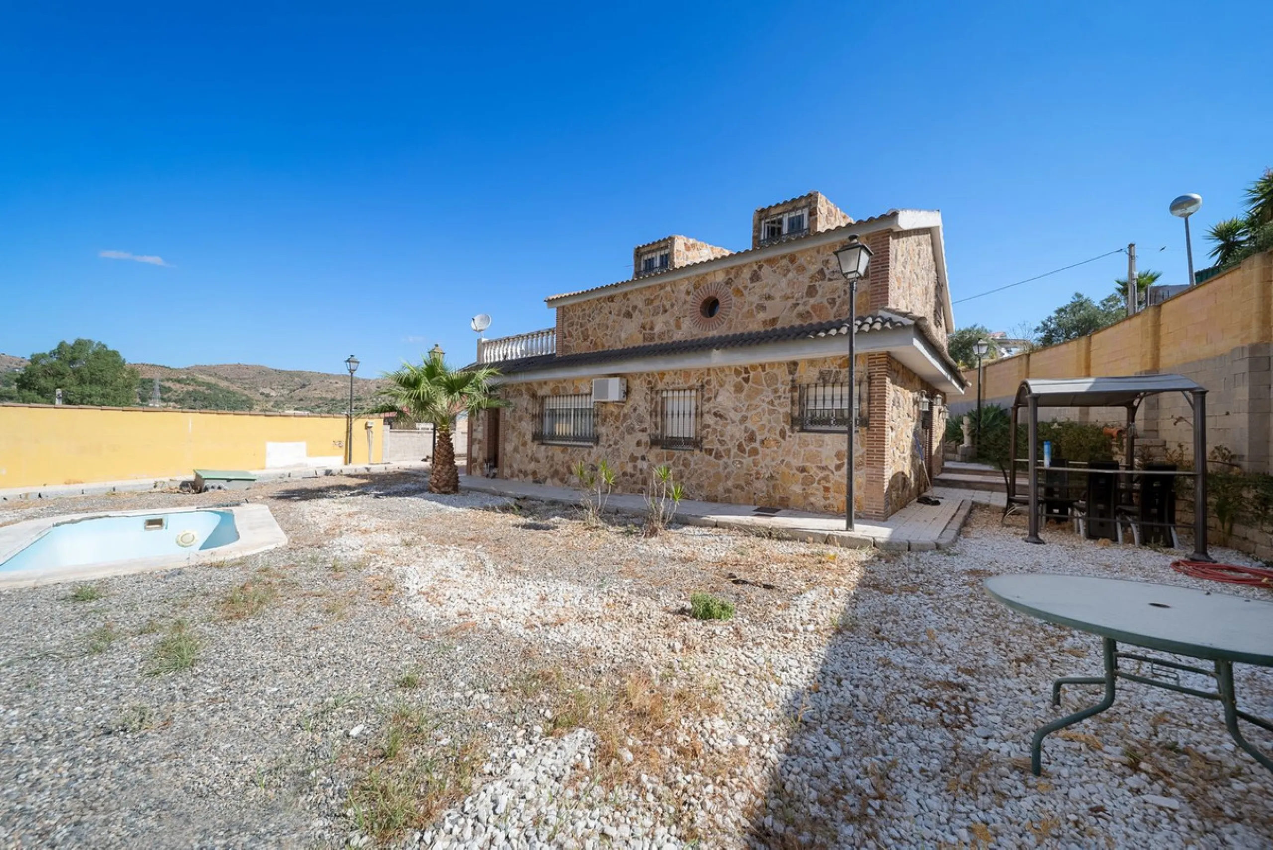 Exceptional Finca with Pool, Stables & Panoramic Rural Setting