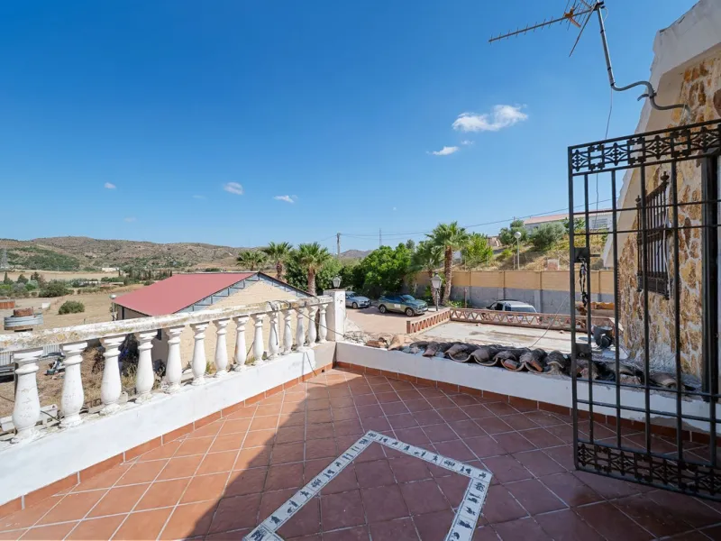 Exceptional Finca with Pool, Stables & Panoramic Rural Setting
