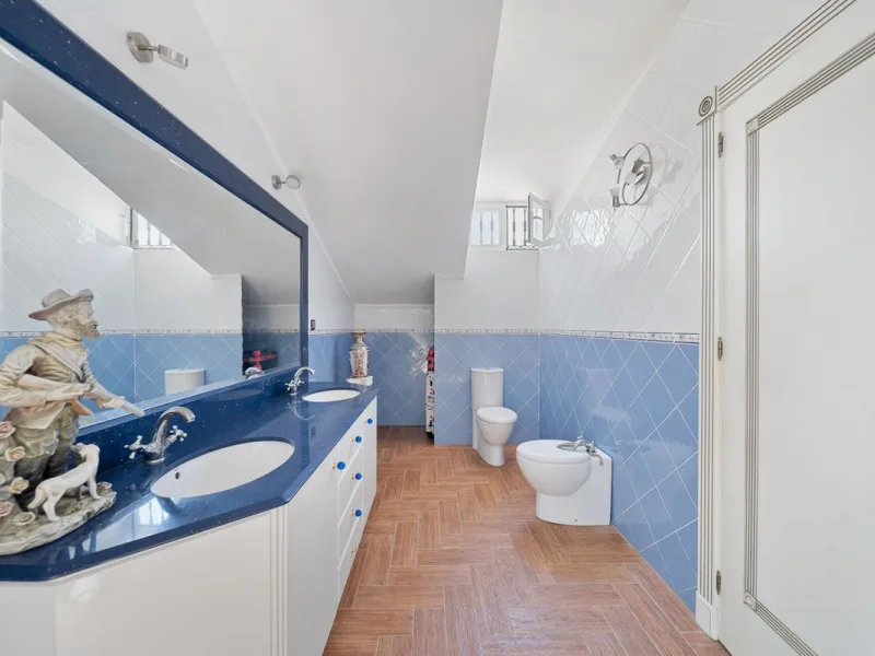 Exceptional Finca with Pool, Stables & Panoramic Rural Setting