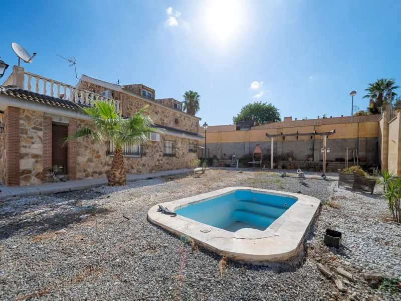 Exceptional Finca with Pool, Stables & Panoramic Rural Setting