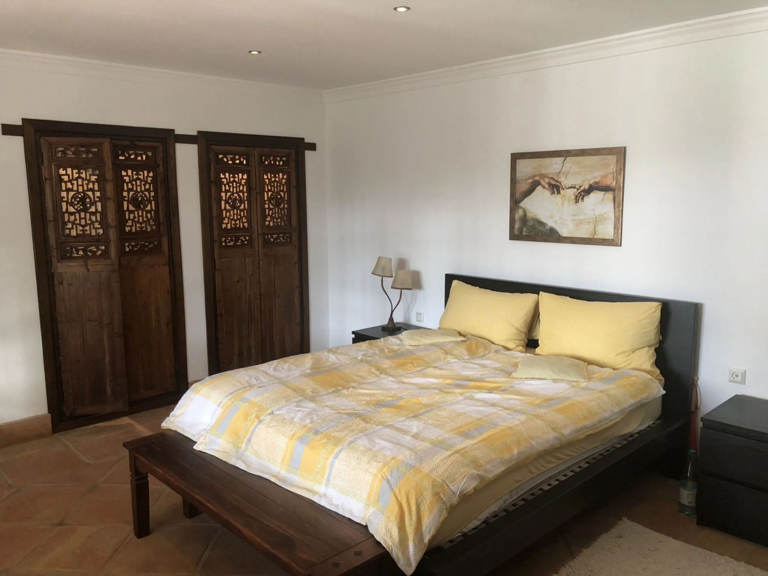 We proudly present one of the most authentic and beautiful Andalusian Cortijos with stables separate guest house in the Estepona area!