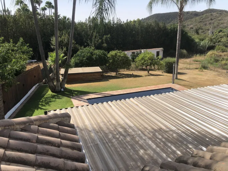 We proudly present one of the most authentic and beautiful Andalusian Cortijos with stables separate guest house in the Estepona area!