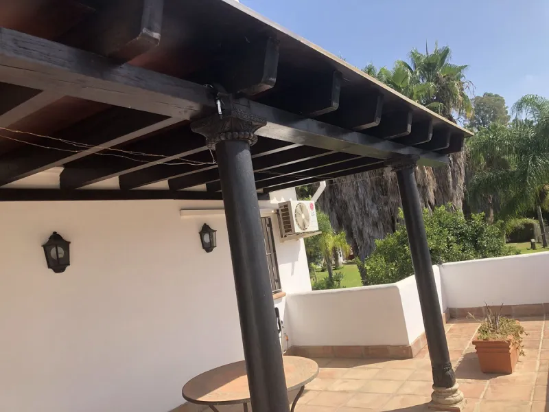 We proudly present one of the most authentic and beautiful Andalusian Cortijos with stables separate guest house in the Estepona area!