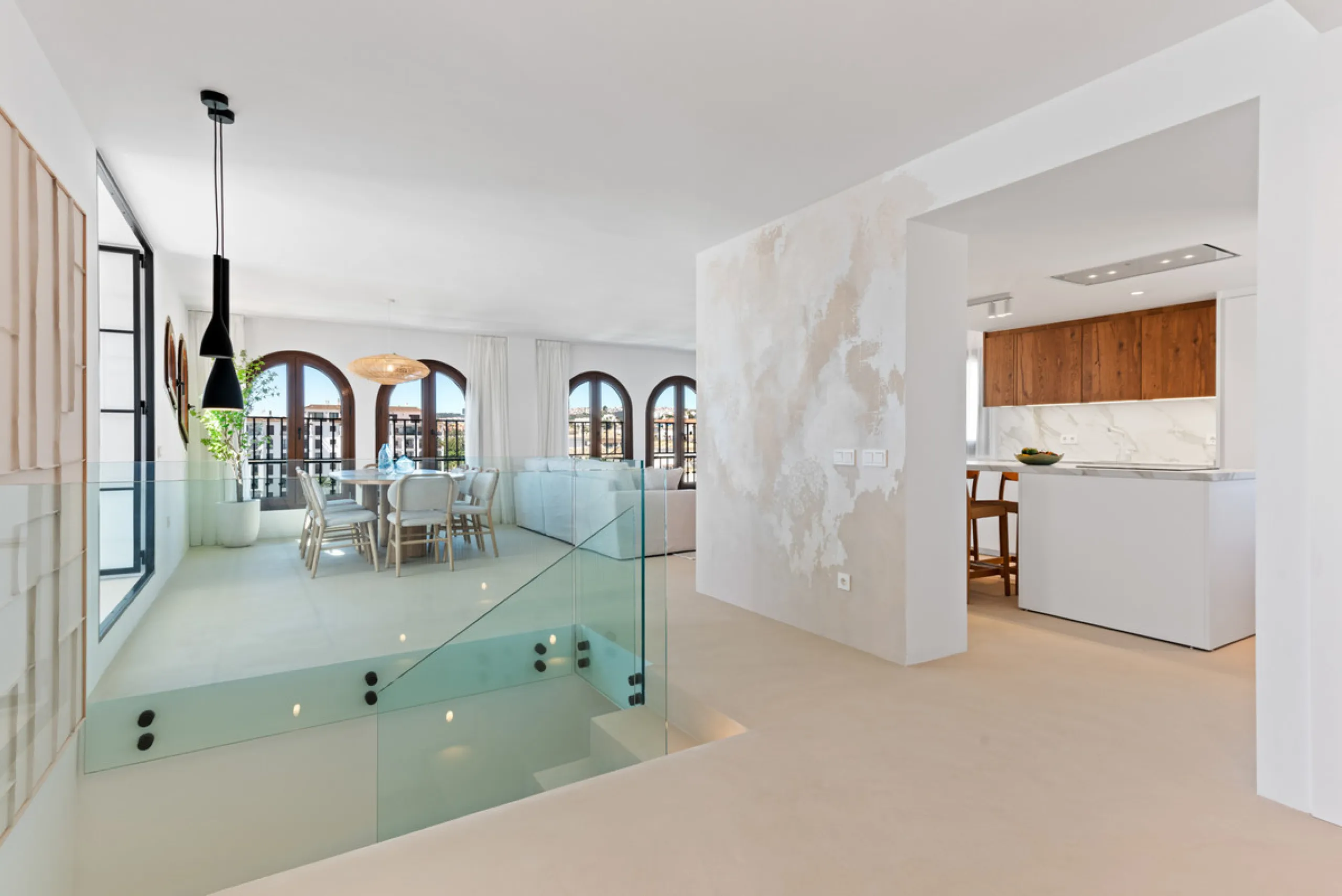 Apartment - Penthouse Duplex в продаже в Manilva, Málaga. В доме 4 спален и 4 ванных комнат. Площадь дома 133 м²
