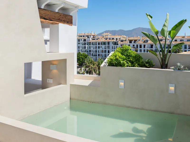Apartment - Penthouse Duplex в продаже в Manilva, Málaga. В доме 4 спален и 4 ванных комнат. Площадь дома 133 м²