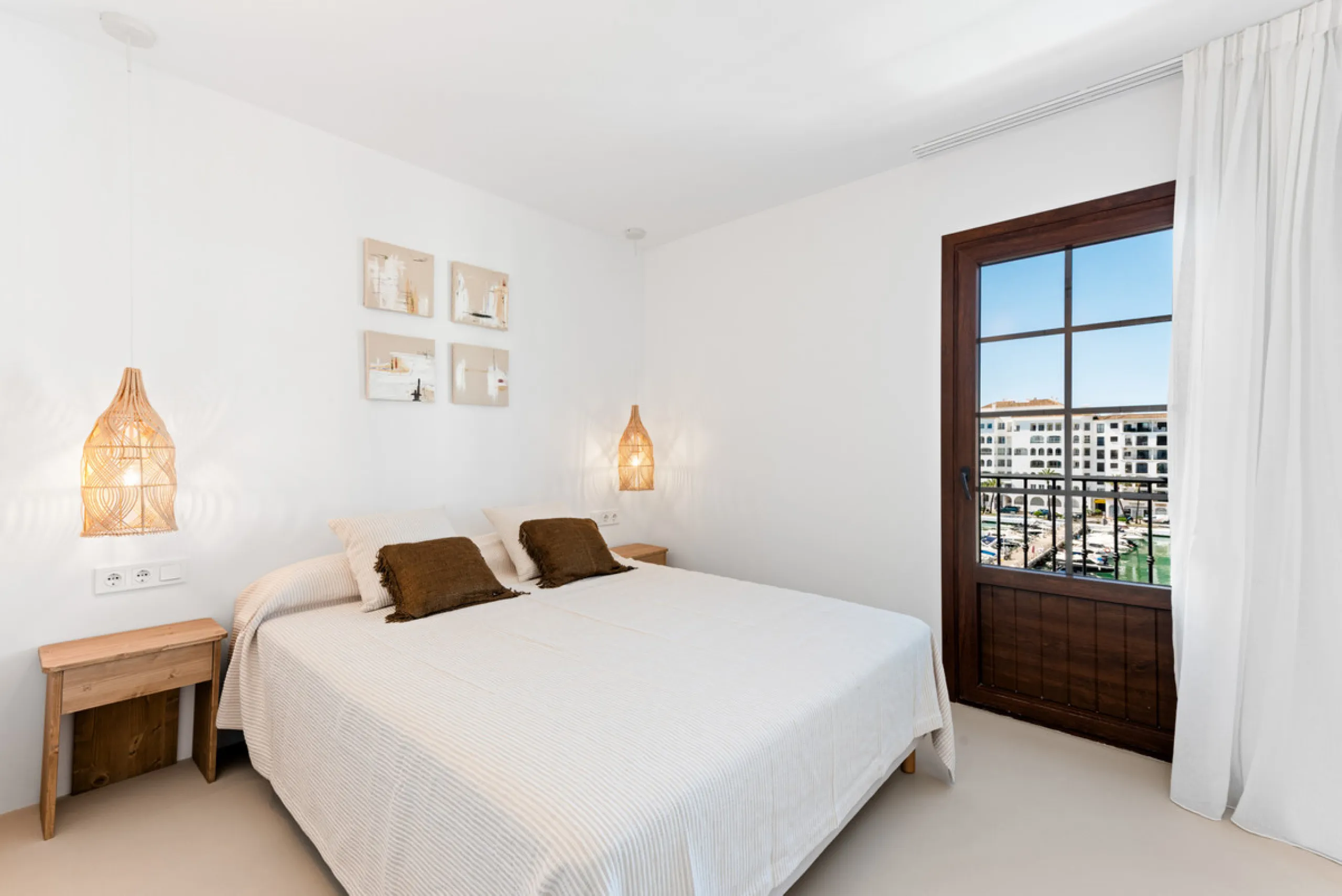 Apartment - Penthouse Duplex в продаже в Manilva, Málaga. В доме 4 спален и 4 ванных комнат. Площадь дома 133 м²