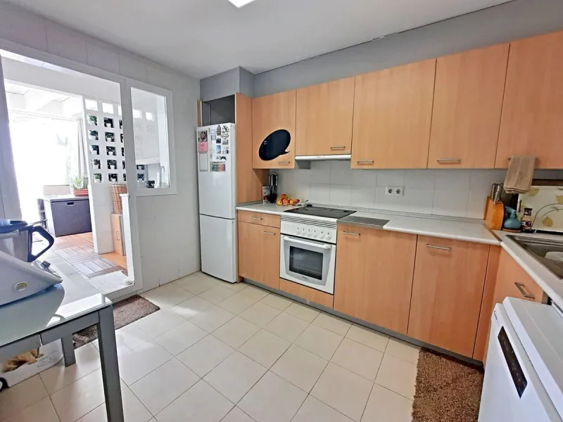 Apartment - Penthouse в продаже в Benalmadena, Málaga. В доме 2 спален и 2 ванных комнат. Площадь дома 152 м². Площадь участка 1 м²