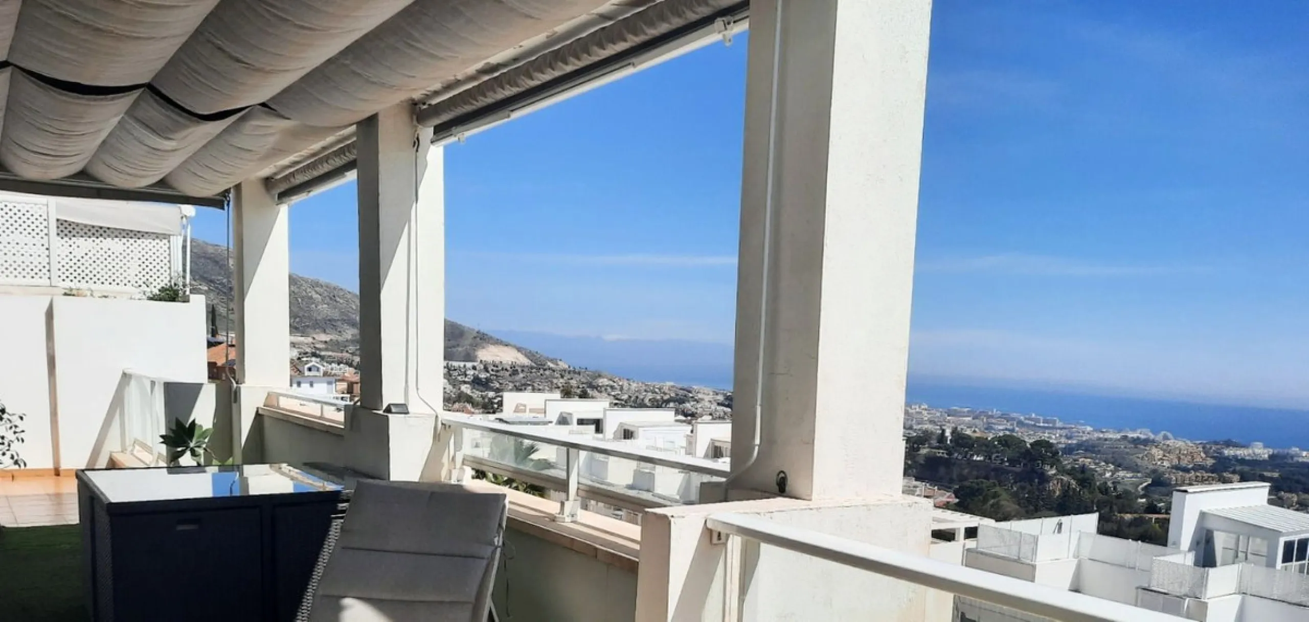 Apartment - Penthouse в продаже в Benalmadena, Málaga. В доме 2 спален и 2 ванных комнат. Площадь дома 152 м². Площадь участка 1 м²