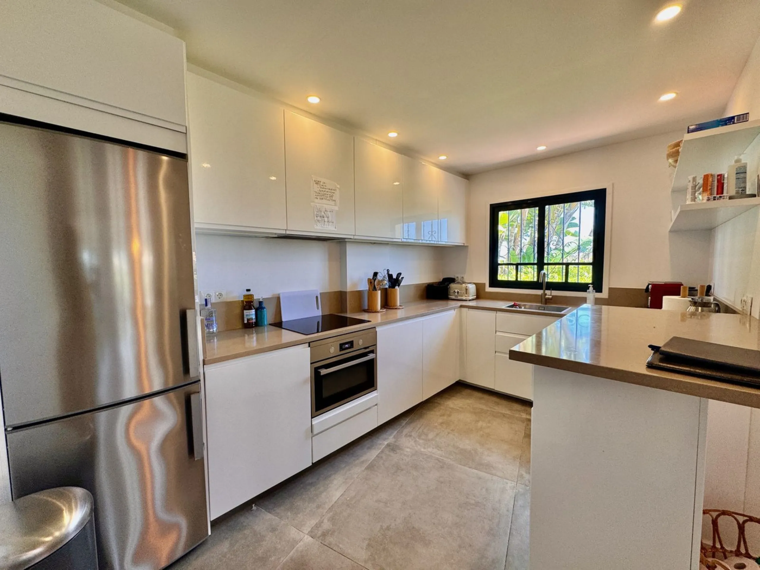 This is a very unique property right on the one of the best beaches in Marbella. This property is really unlike almost an other property in the Cabopino Port complex. The property offers the private and open upper terraces of a penthouse with a more socia