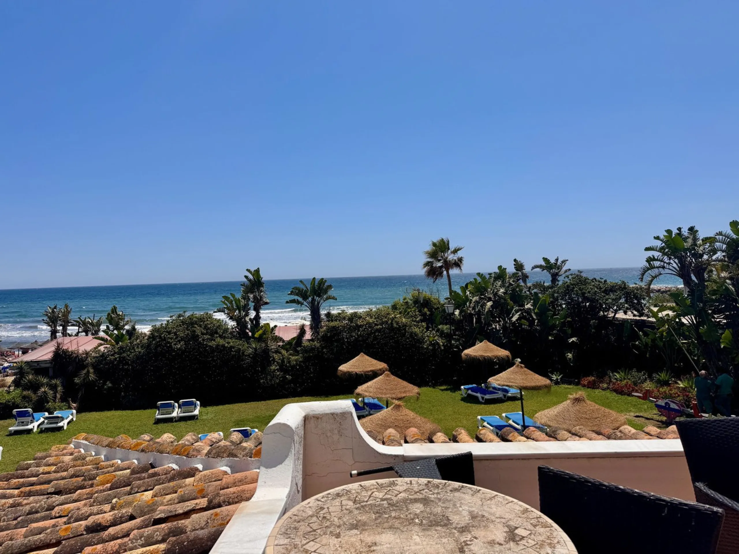 This is a very unique property right on the one of the best beaches in Marbella. This property is really unlike almost an other property in the Cabopino Port complex. The property offers the private and open upper terraces of a penthouse with a more socia