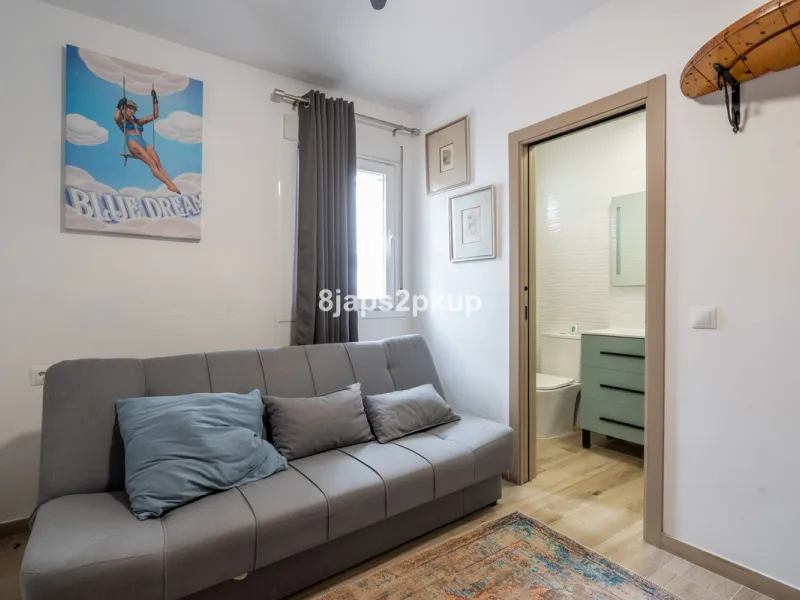 House - Townhouse в продаже в Estepona, Málaga. В доме 2 спален и 2 ванных комнат. Площадь дома 120 м²