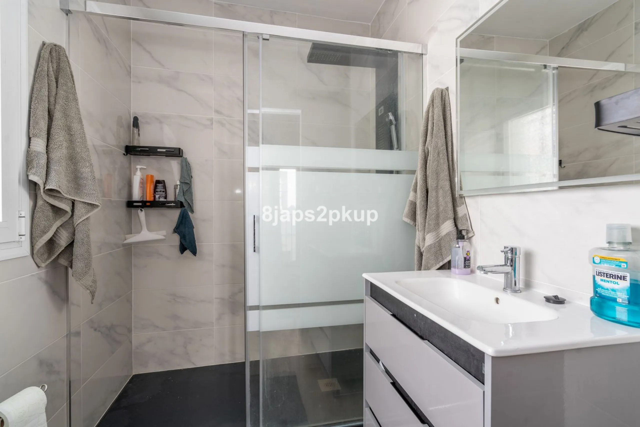 House - Townhouse в продаже в Estepona, Málaga. В доме 2 спален и 2 ванных комнат. Площадь дома 120 м²