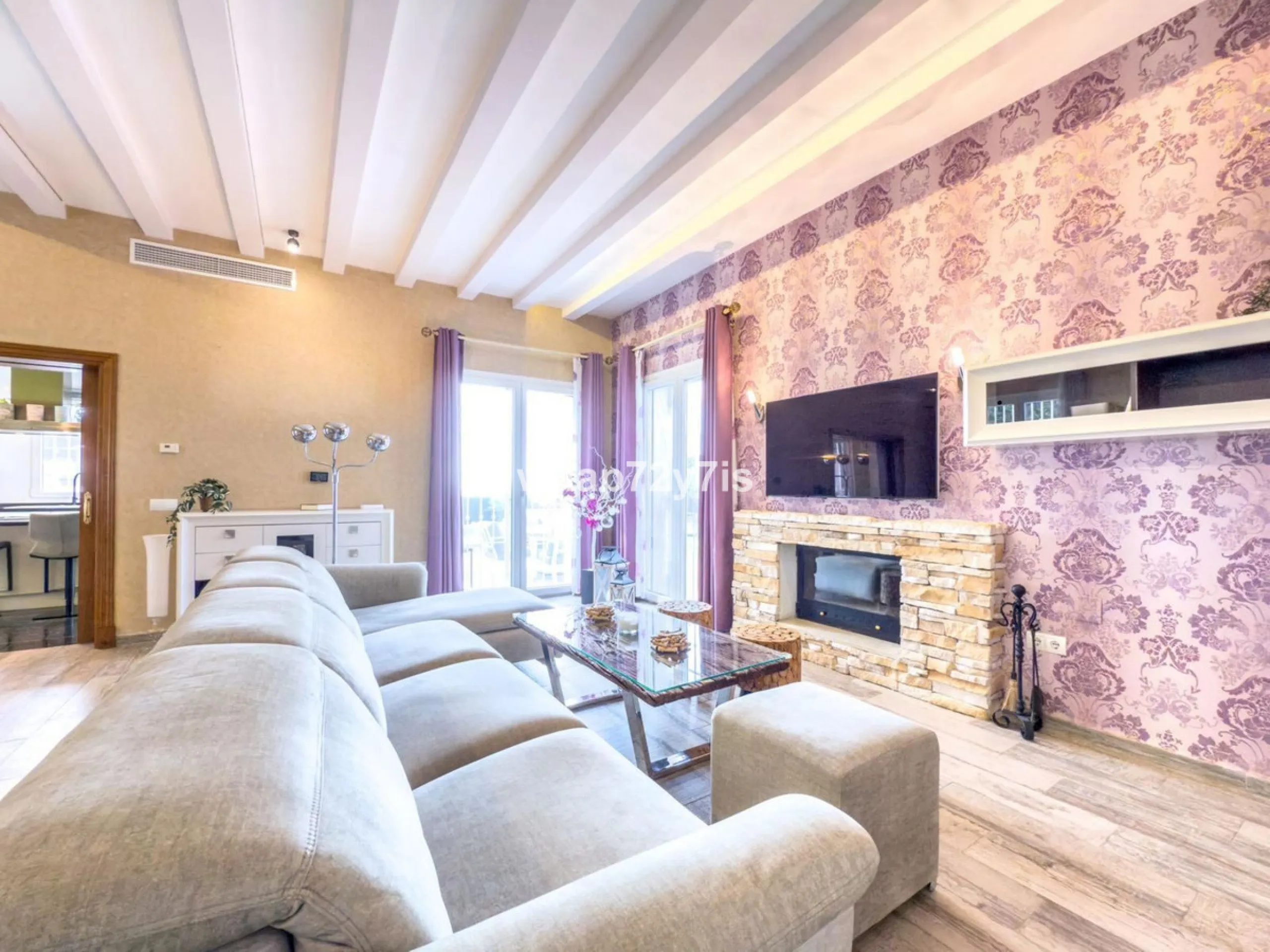 Exceptional 4-Bedroom Villa with Panoramic Sea & Mountain Views – Just Minutes from Puerto Banús