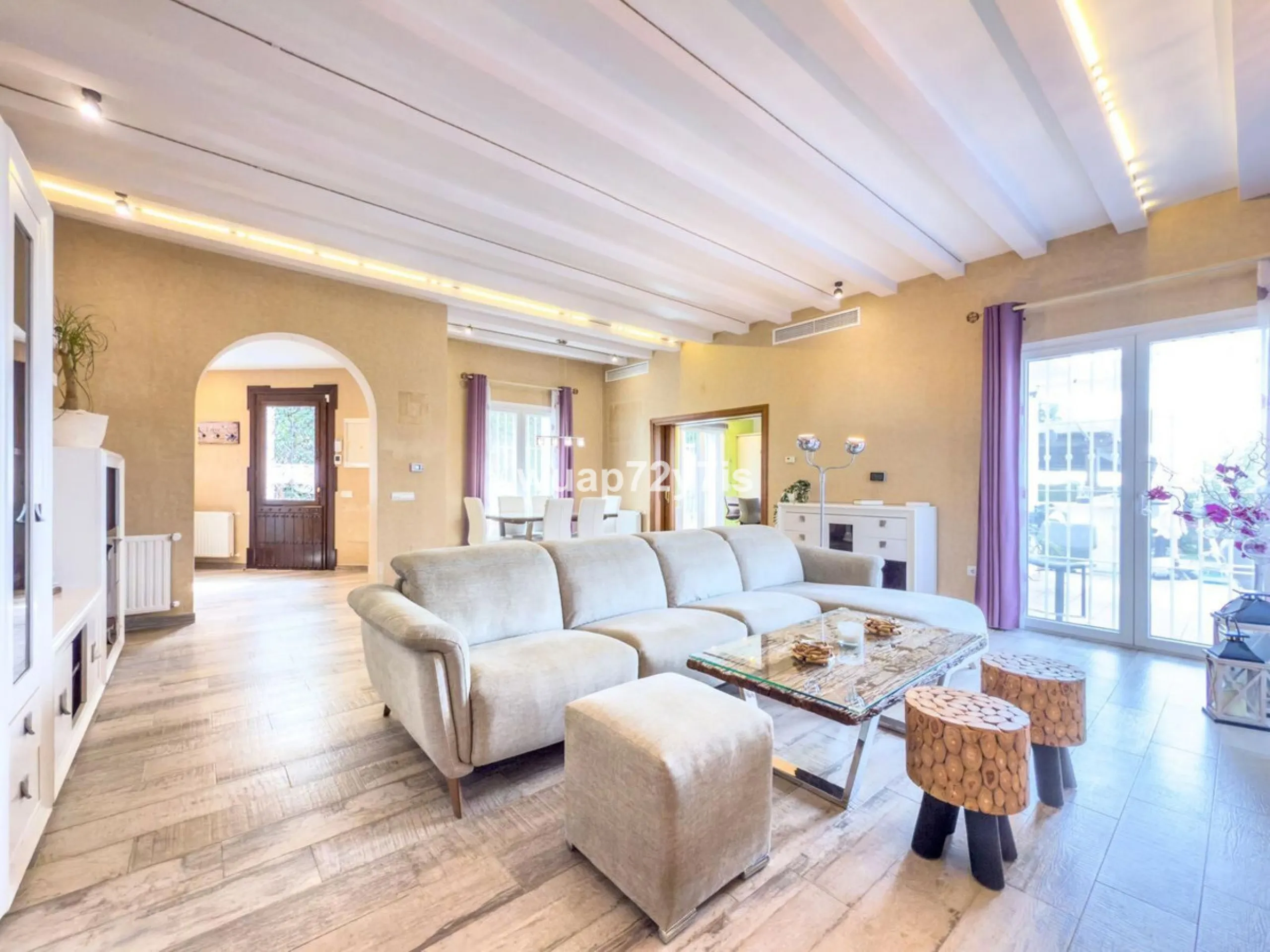 Exceptional 4-Bedroom Villa with Panoramic Sea & Mountain Views – Just Minutes from Puerto Banús