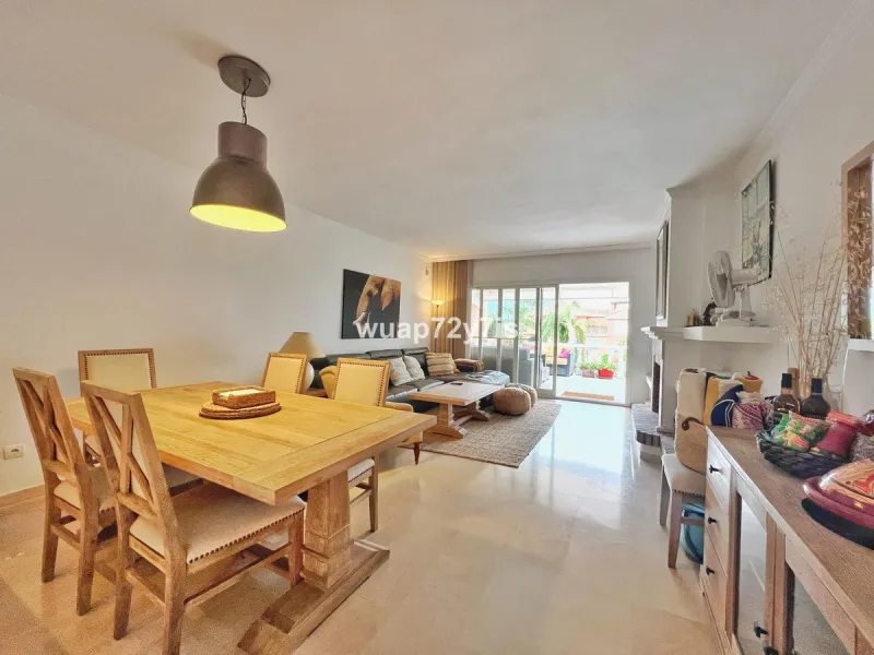 Park Beach – 2 Bed | 2 Bath | Roof Terrace | €549,000