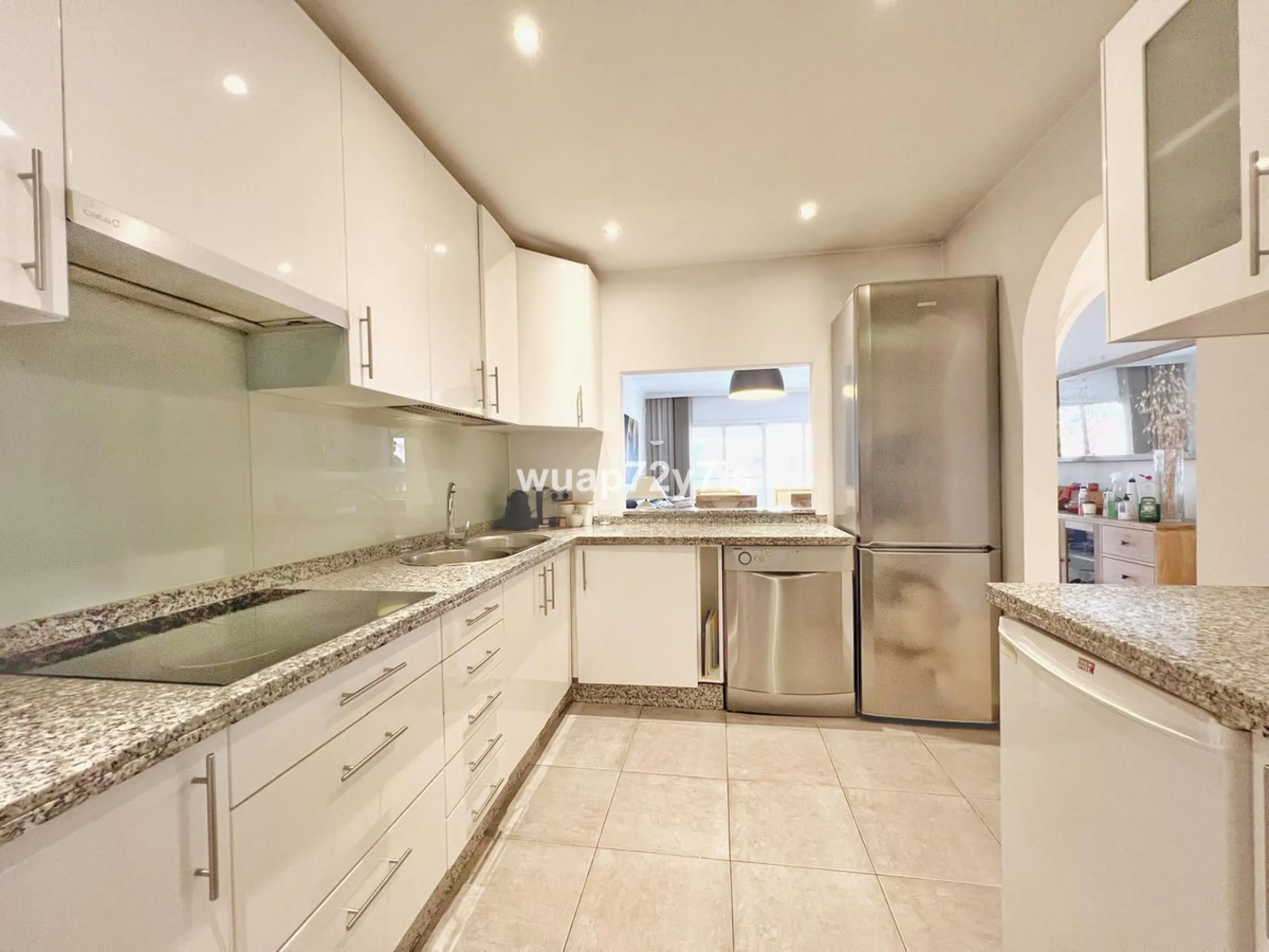 Park Beach – 2 Bed | 2 Bath | Roof Terrace | €549,000