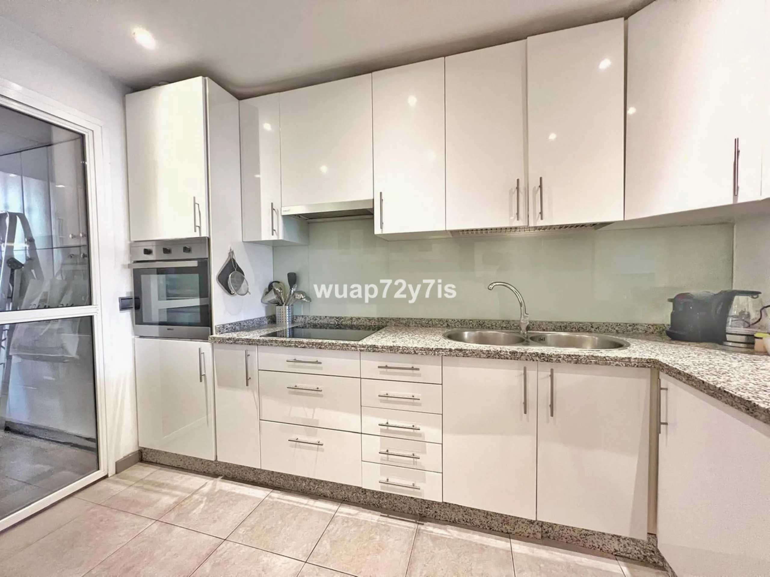 Park Beach – 2 Bed | 2 Bath | Roof Terrace | €549,000