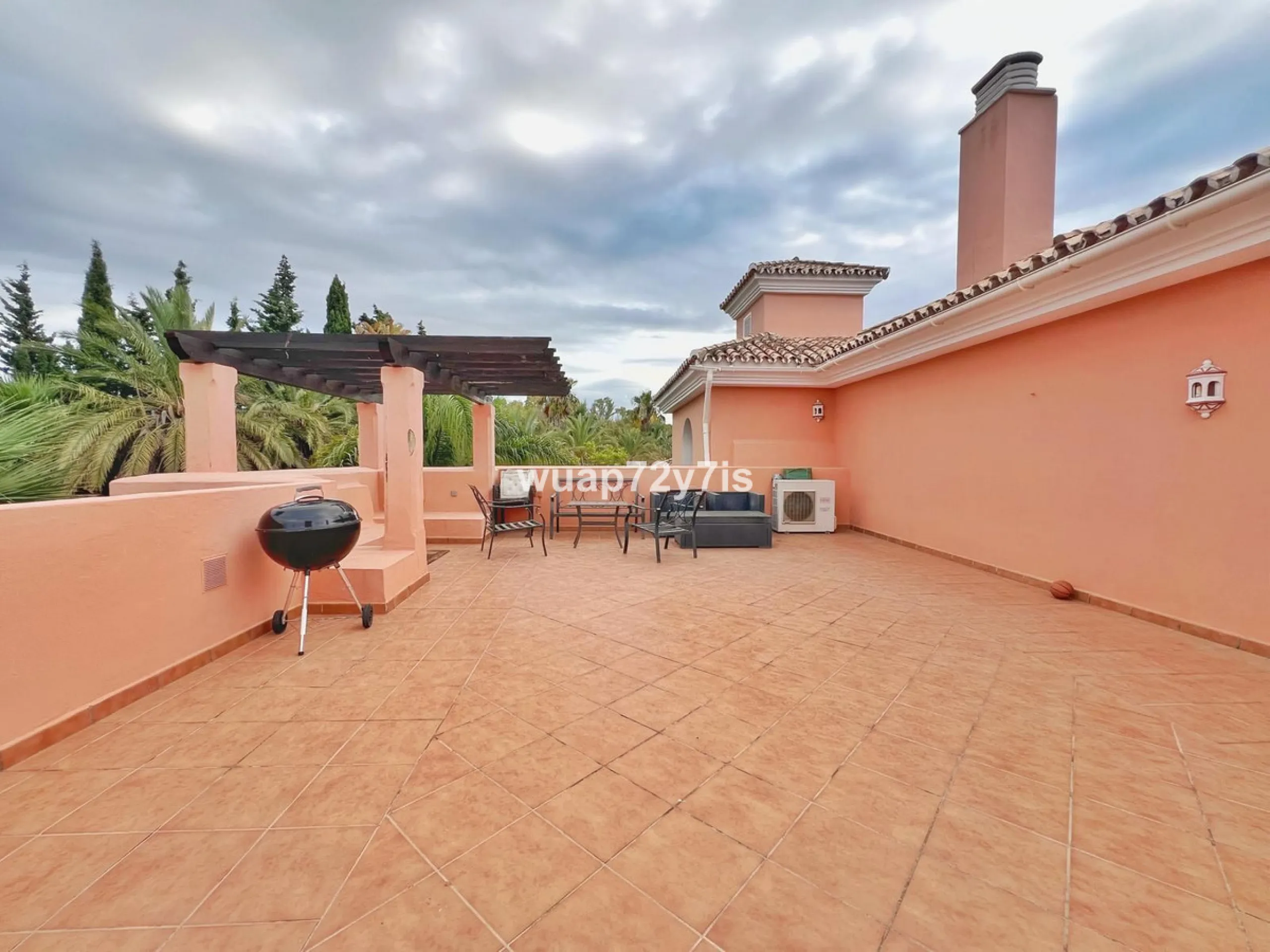 Park Beach – 2 Bed | 2 Bath | Roof Terrace | €549,000