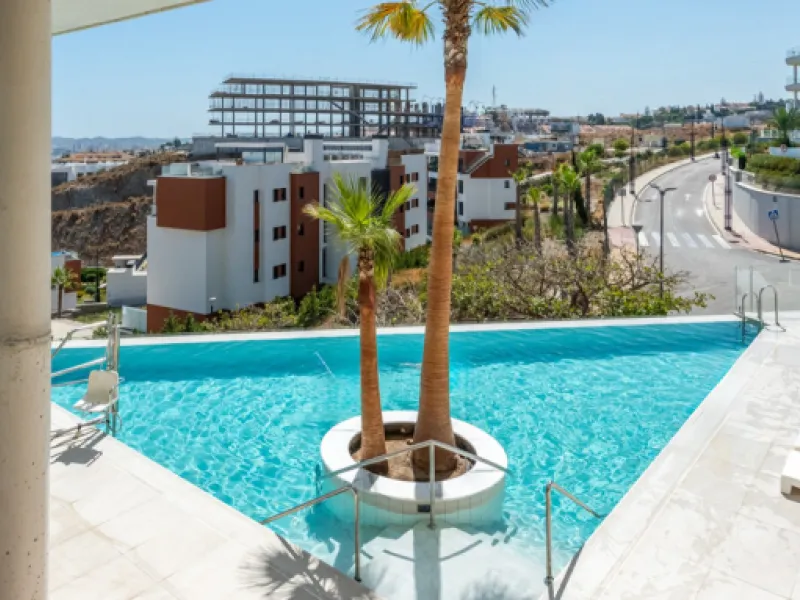 Welcome to this beautifully designed apartment, perfectly situated in a highly sought-after area.