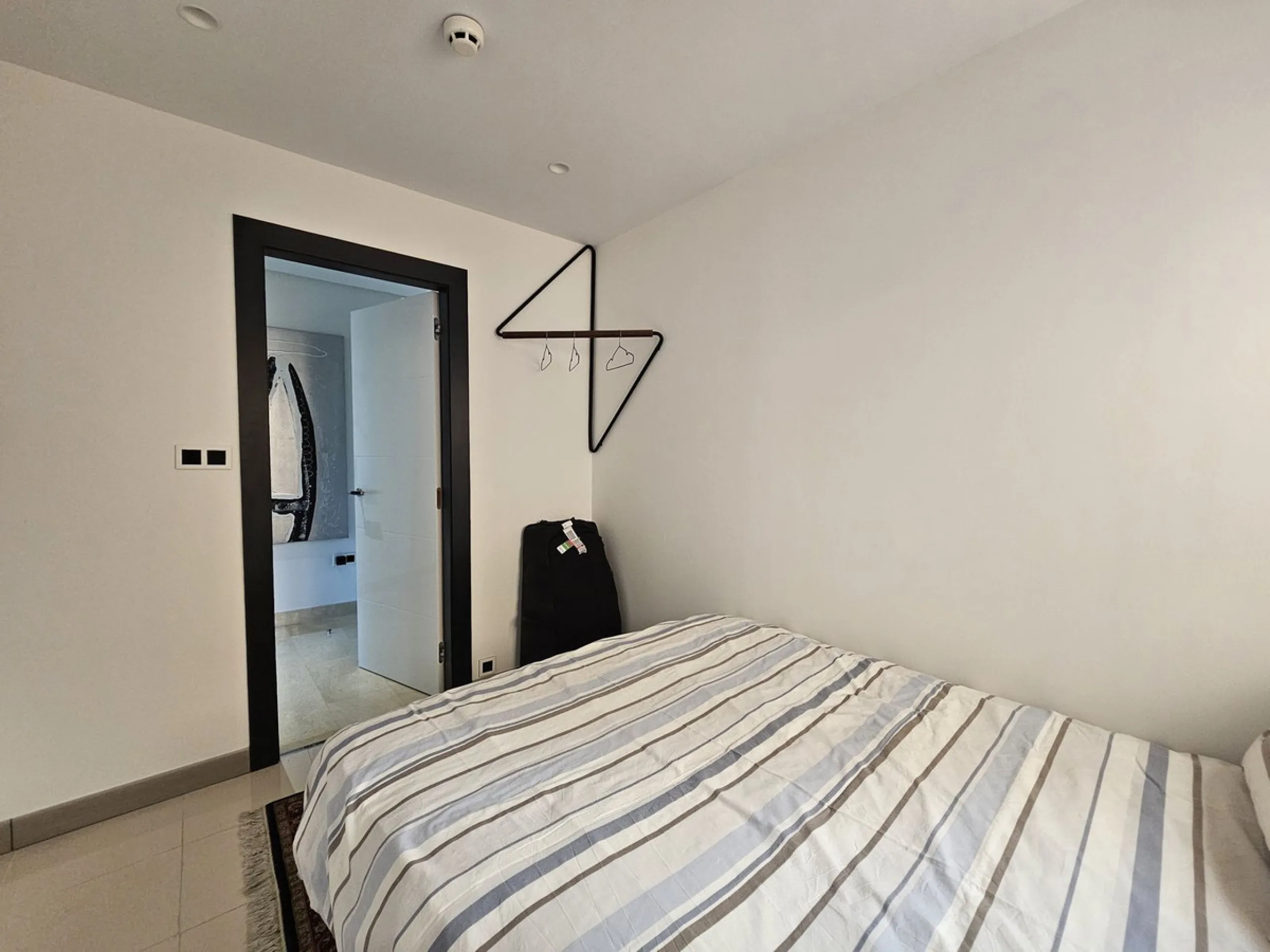 Luxury 3-Bed Apartment with Spacious Terrace in a Prime Beachside Location in Puerto Banús