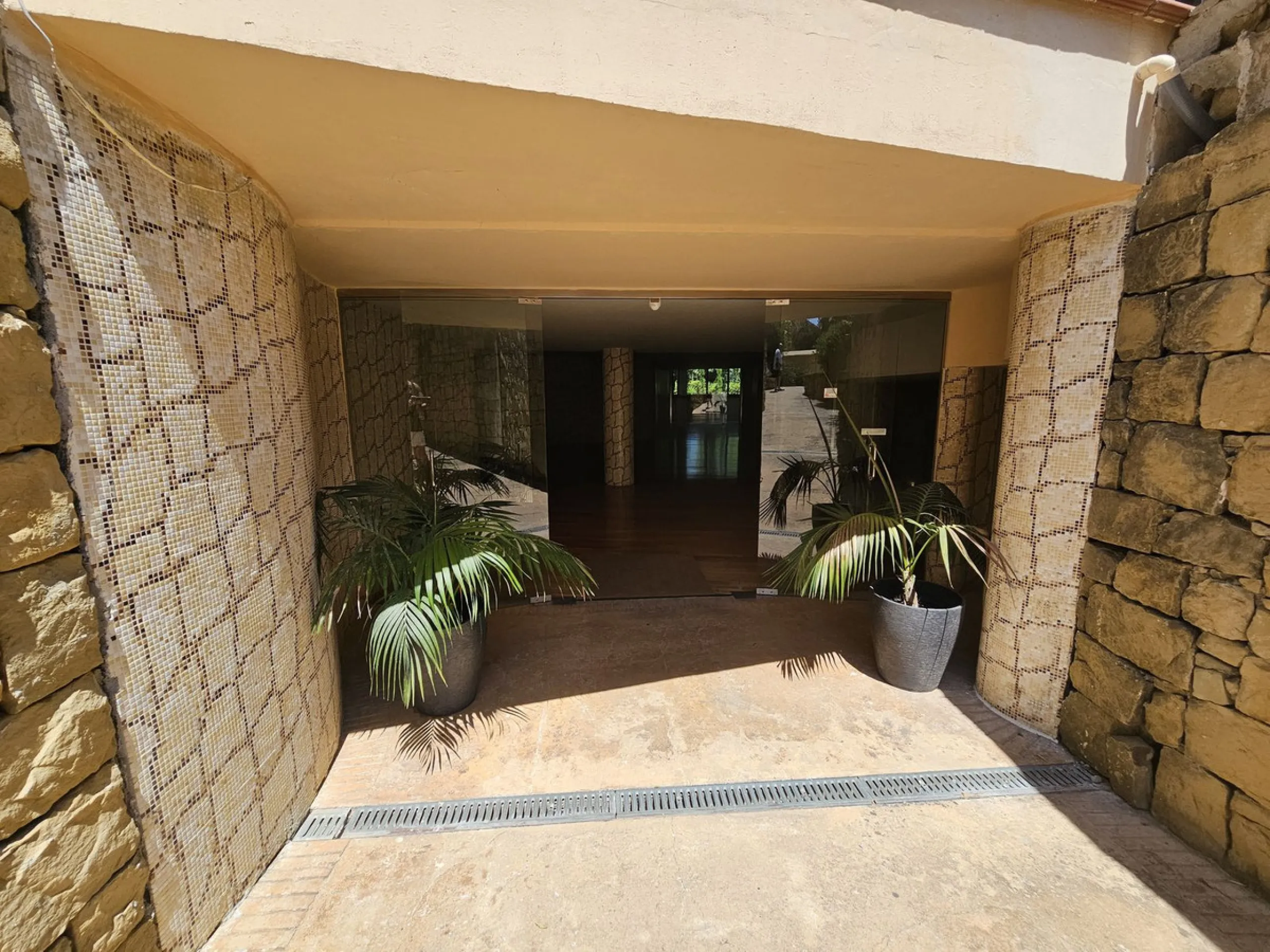 Luxury 3-Bed Apartment with Spacious Terrace in a Prime Beachside Location in Puerto Banús