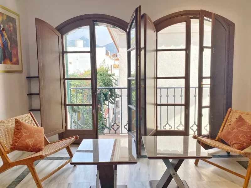 Apartment - Penthouse в продаже в Marbella, Málaga. В доме 3 спален и 2 ванных комнат. Площадь дома 91 м²