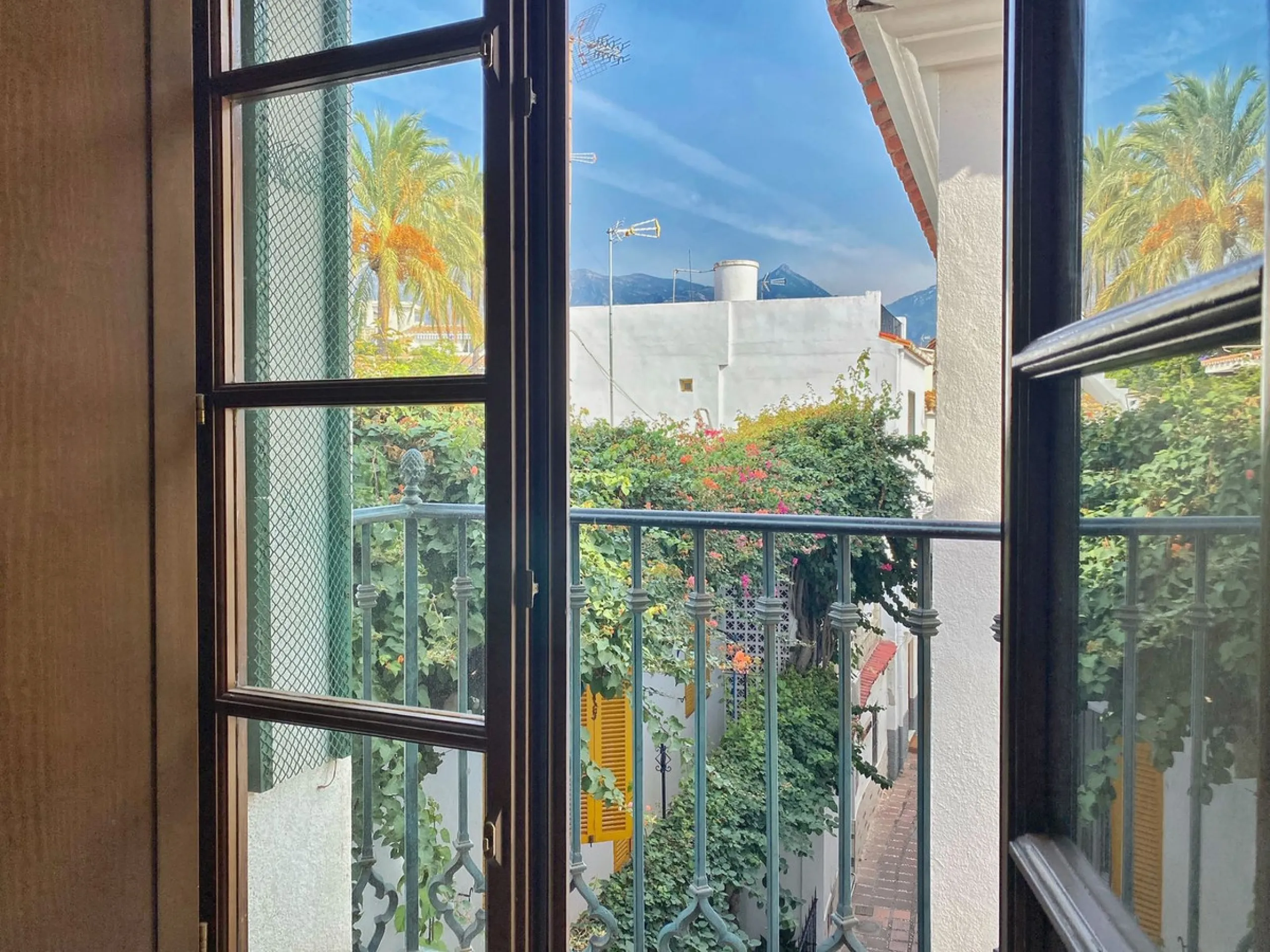 Apartment - Penthouse в продаже в Marbella, Málaga. В доме 3 спален и 2 ванных комнат. Площадь дома 91 м²