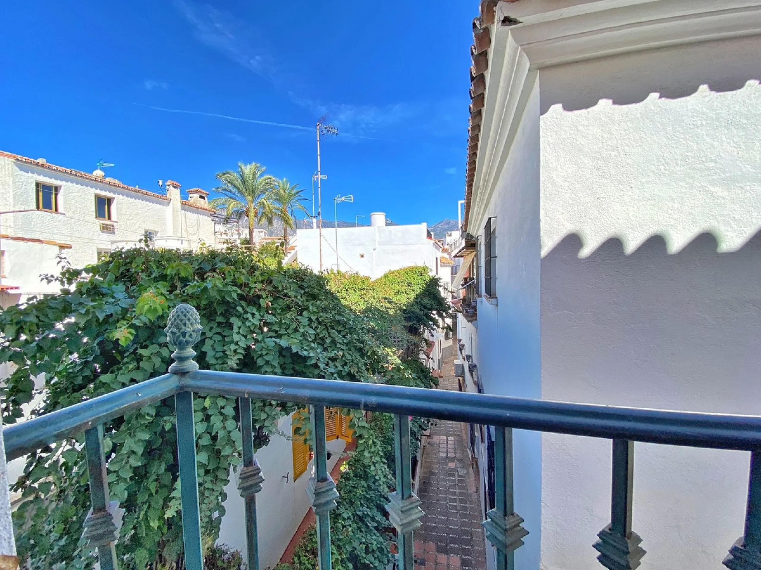 Apartment - Penthouse в продаже в Marbella, Málaga. В доме 3 спален и 2 ванных комнат. Площадь дома 91 м²