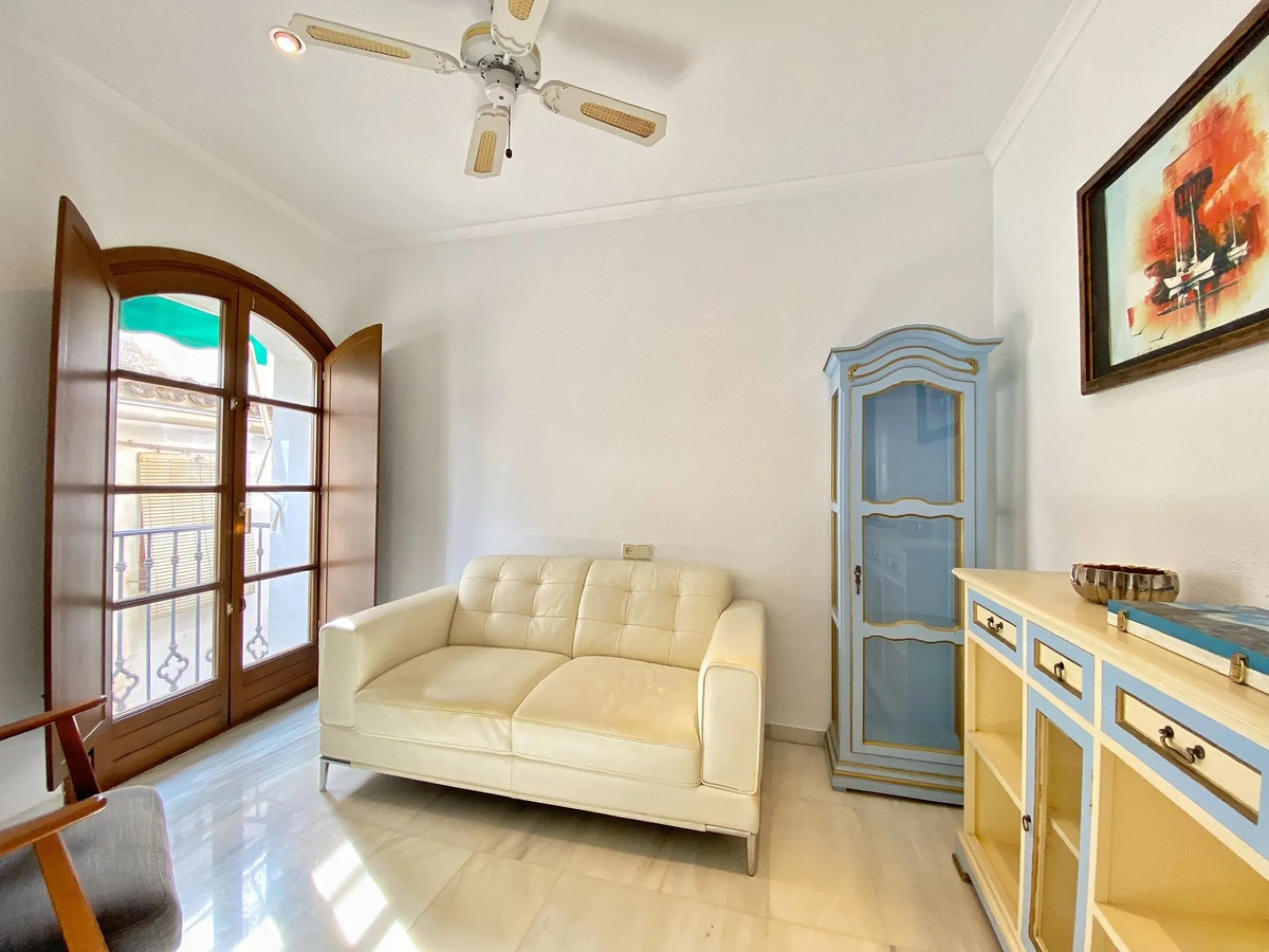Apartment - Penthouse в продаже в Marbella, Málaga. В доме 3 спален и 2 ванных комнат. Площадь дома 91 м²