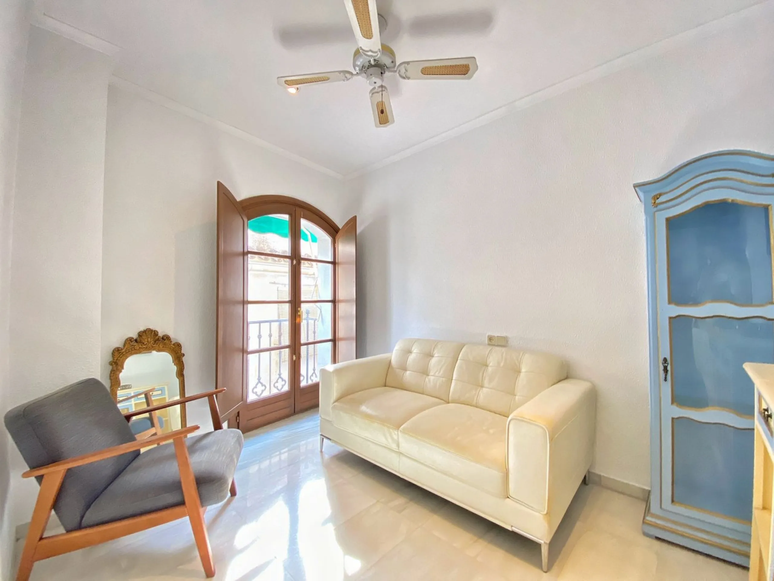 Apartment - Penthouse в продаже в Marbella, Málaga. В доме 3 спален и 2 ванных комнат. Площадь дома 91 м²